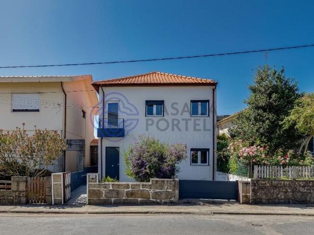 Moradia T3 com Jardim em Aveleda 113m² Celeirós, Aveleda e Vimieiro