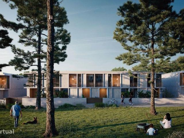 Moradia T3 com Jardim em junto praia