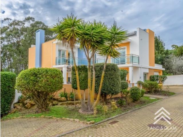Moradia T3 com piscina na Ericeira
