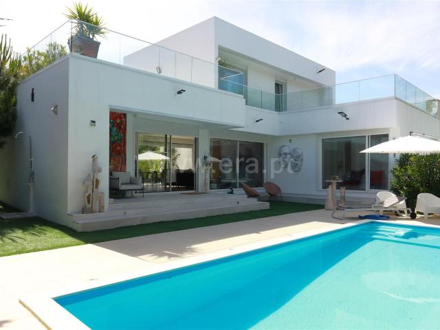 Moradia T3 com Piscina no Alto das Vinhas m² Sesimbra Castelo