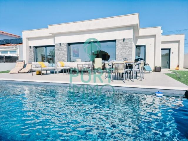 Moradia T3 com piscina, nova pronta a habitar no Nadadouro