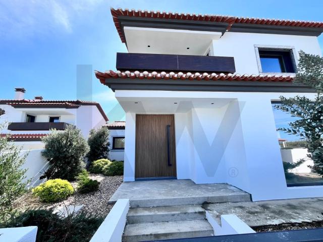 Moradia T3 com piscina e garagem em Ribamar 132m² Ribamar