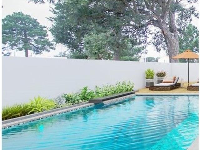 Moradia de Luxo com Piscina | Vila Nogueira de Azeito