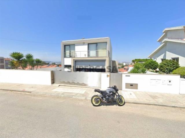 Moradia T3 com piscina em Valbom, Gondomar
