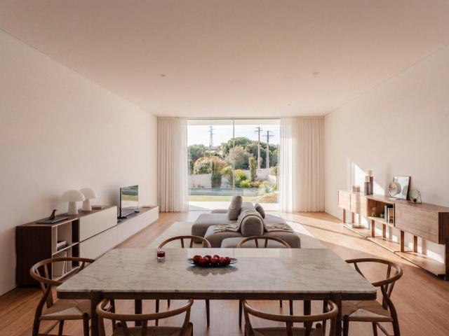 Moradia T3 com piscina privativa e jardim — White Villas, Estoril