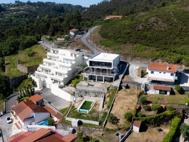 Moradia T3 com Piscina | Santa Eulália, Vizela