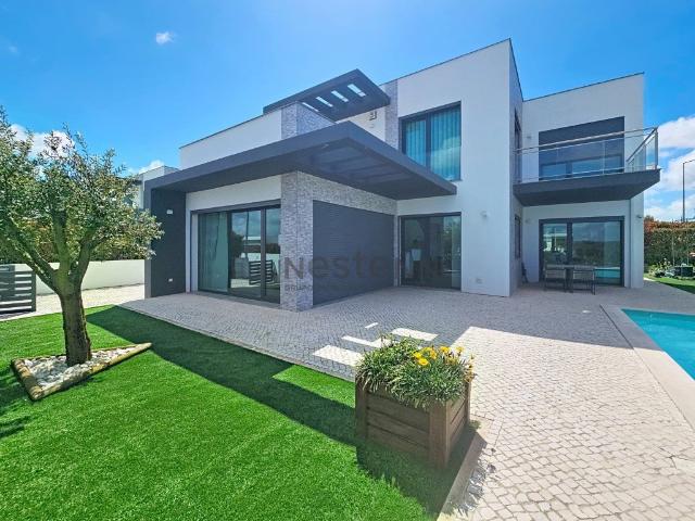 Moradia T3 com piscina 179m² Carvalhal
