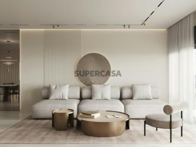 MORADIA T3 COM PISCINA