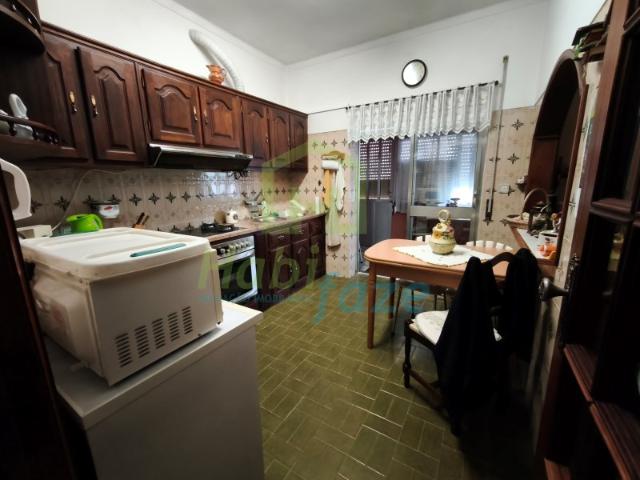 Moradia T3 com quintal e garagem em Évora