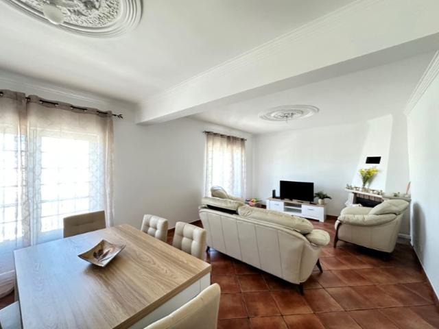 Moradia T3 com quintal e garagem grande