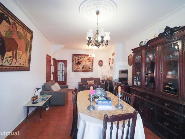 Moradia T3 com quintal