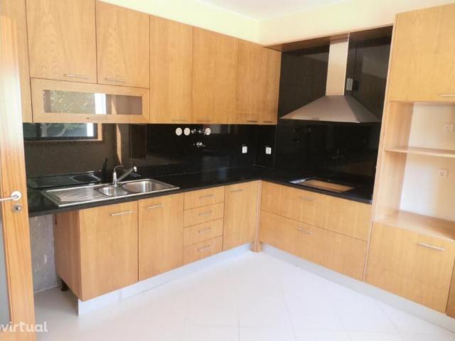 moradia t3 como nova caminha / viana