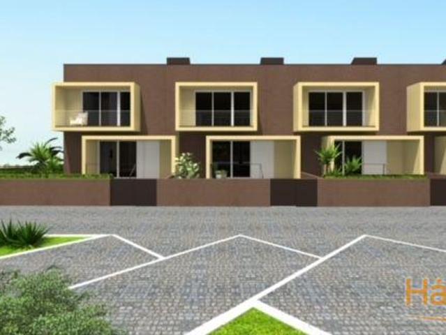 Moradia T3 c/piscina Ovar | 26083584618