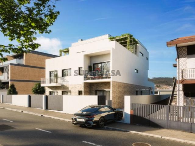 Moradia T3 Duplex C/ Acabamentos de Luxo em Alfena