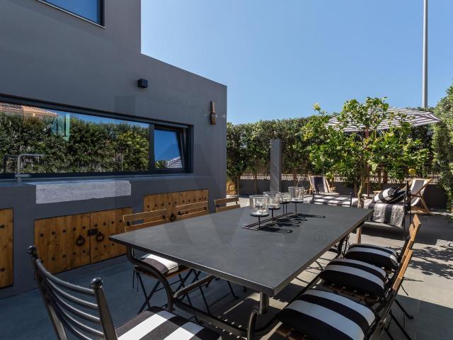 Moradia T3 de design, com piscina, Murches, em Cascais