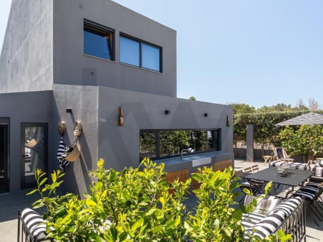 Moradia T3 de design, com piscina, Murches, em Cascais