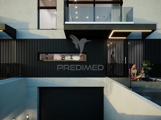 Moradia T3 de Excelência com 3 Suítes e Acabamentos Premium