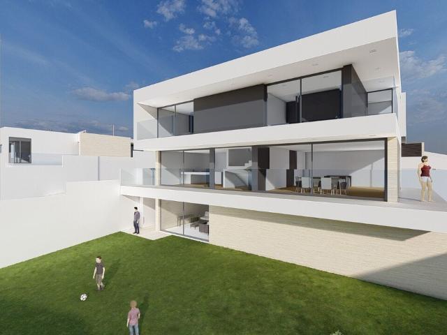 Moradia T3 de Luxo 3 Suites, Elevador, Piscina e Jardim 300 metros das Praias
