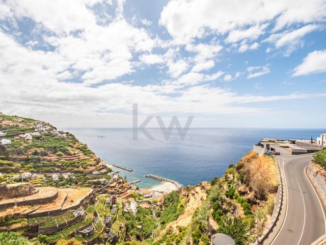 Moradia T3 de Luxo com piscina privativa na Calheta! 441m² Calheta