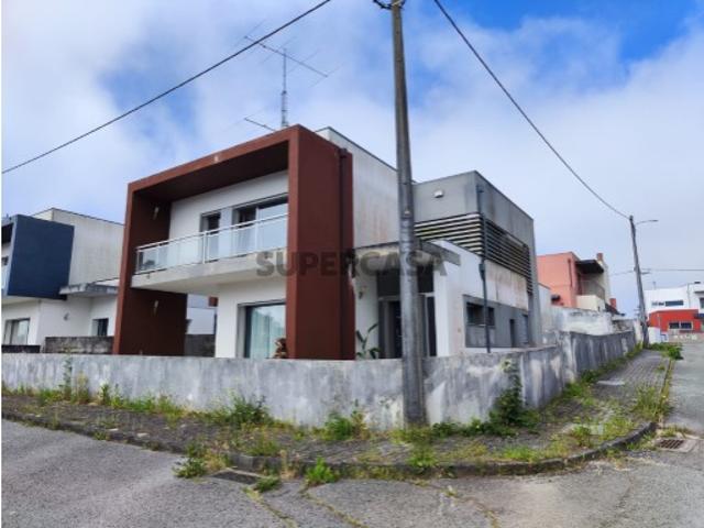 Moradia T3 em Maceira