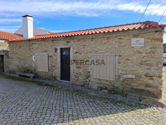 Moradia T3 em Malpartida e Vale de Coelha