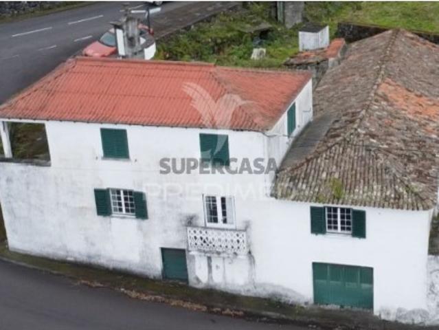 Moradia T3 em Manadas Santa Bárbara
