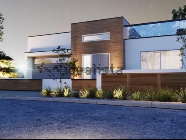 Moradia T3 em Mexilhoeira Grande