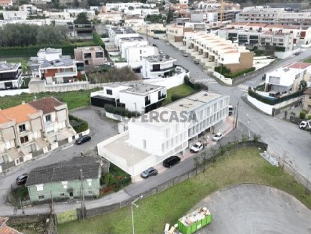 Moradia T3 em Nogueira, Fraião e Lamaçães