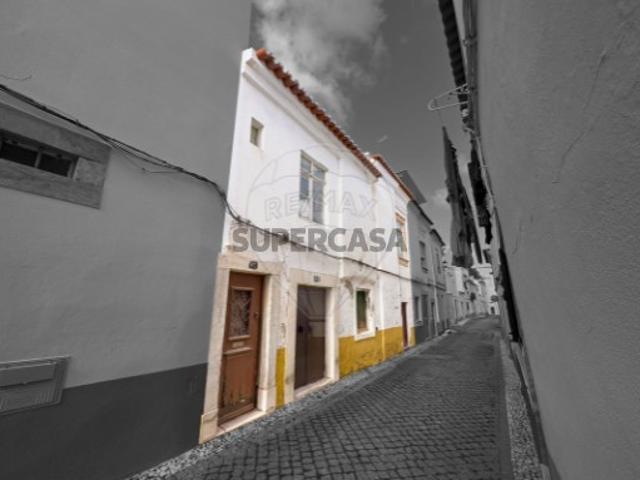 Moradia T3 em Nossa Senhora da Conceição e São Bartolomeu