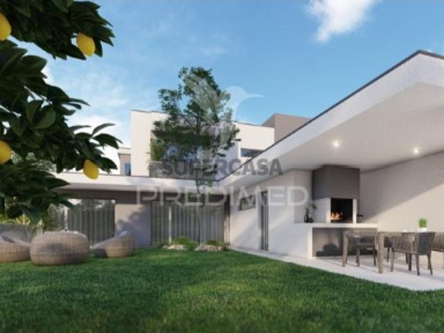 Moradia T3 em Oleiros