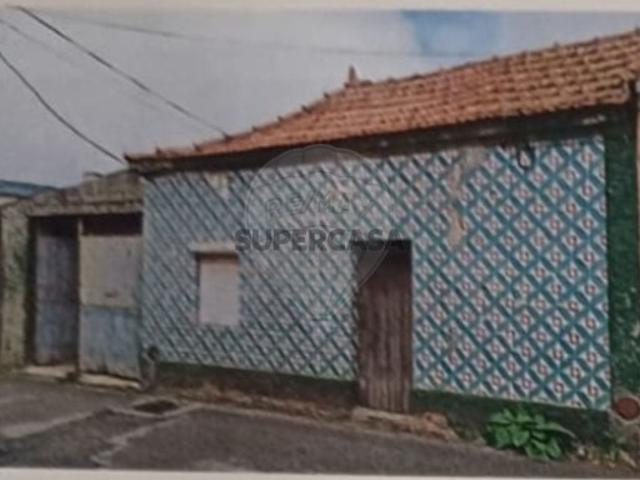 Moradia T3 em Oliveirinha