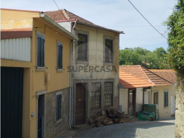 Moradia T3 em Avintes