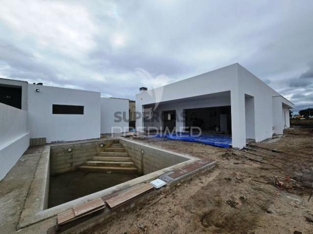 Moradia T3 em Azeitão São Lourenço e São Simão