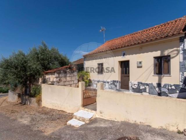 Moradia T3 em Achete, Azoia de Baixo e Póvoa de Santarém