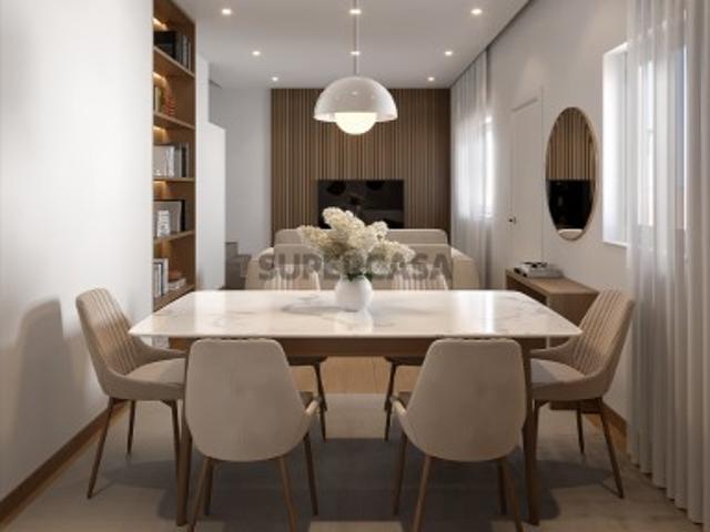 Moradia T3+1 na Ajuda com Potencial Incrível e Localização Privilegiada