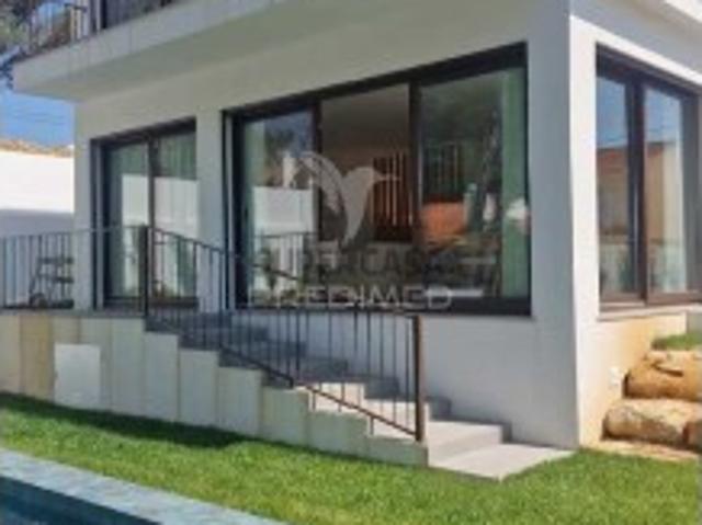 Moradia T3 em Alcabideche