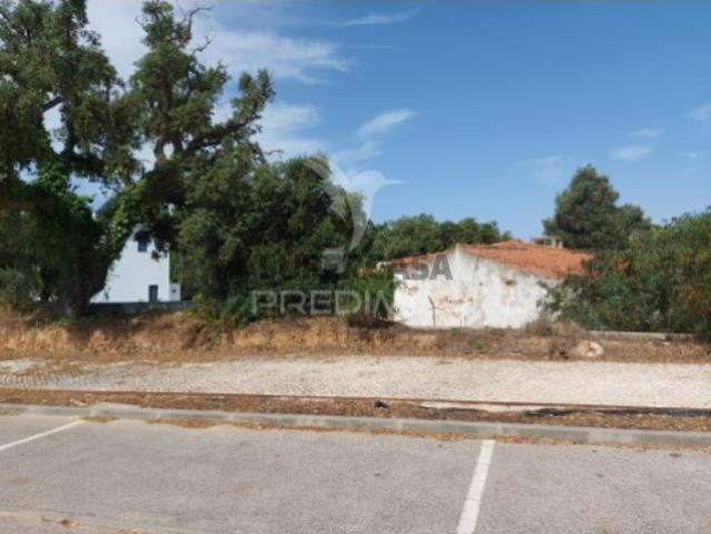 Moradia T3 em Albufeira e Olhos de Água