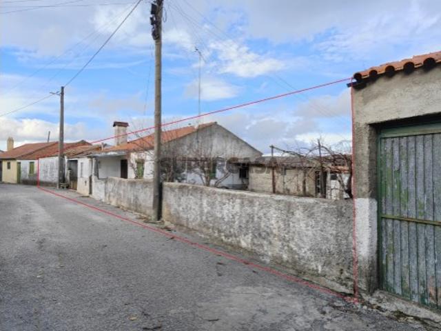 Moradia T3 em Almeida