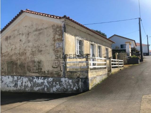 Moradia T3 em Altares