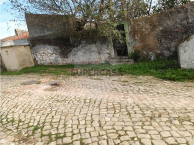 Moradia T3 em Alverca do Ribatejo e Sobralinho