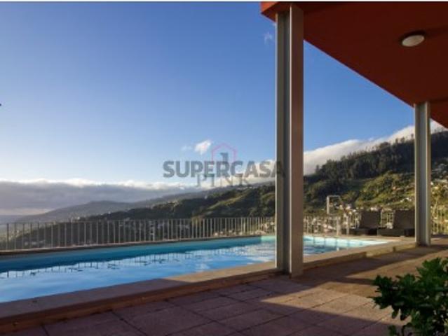 Moradia T3 em Arco da Calheta
