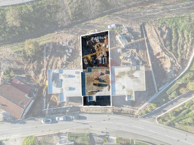 Moradia T3 em Banda em construo em Antime, Fafe