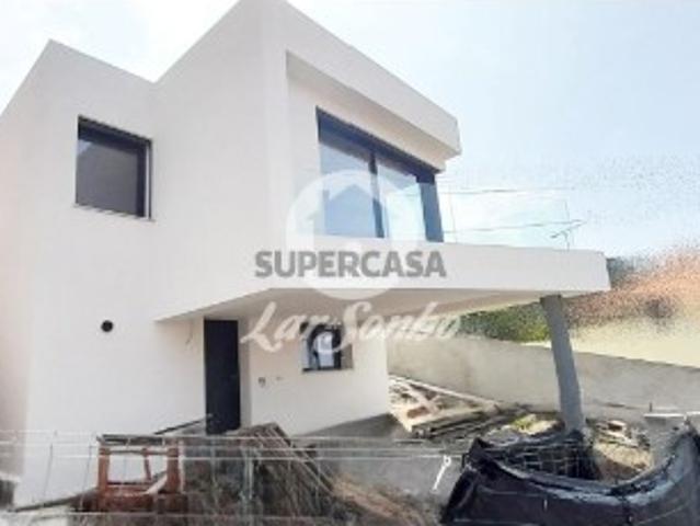 Moradia T3 em Belinho e Mar
