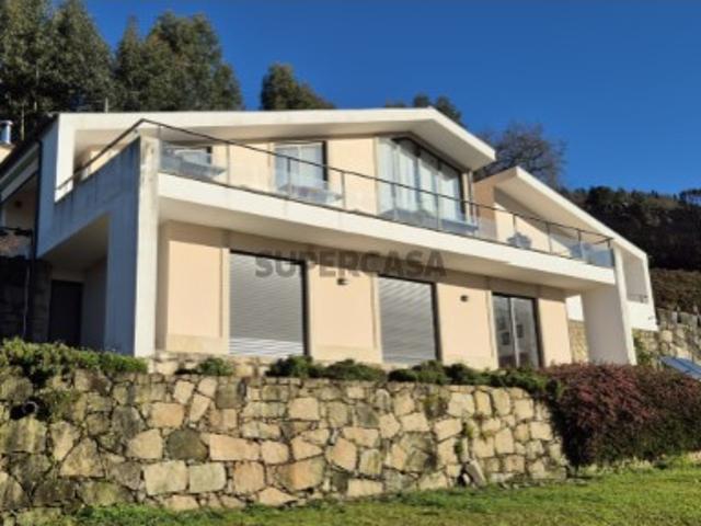 Moradia T3 em Calheiros