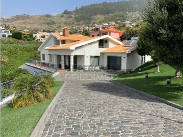 Moradia T3 em Calheta