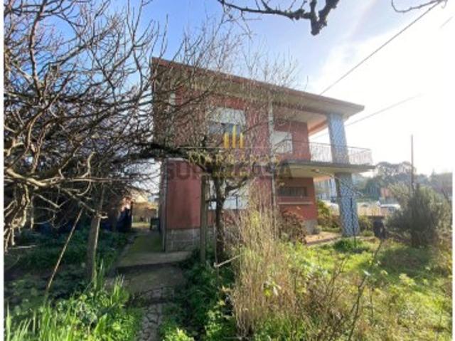 Moradia T3 Com Terreno Em Vila Nova De Gaia