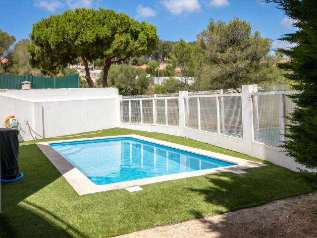 Moradia T3 em Cascais/Cobre com garagem e Piscina