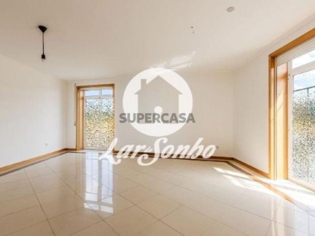 Moradia T3 em Cavalões
