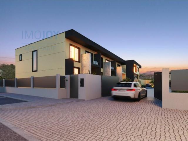 Moradia T3 em Condomínio de Luxo no Murtal 0m² Carcavelos e Parede