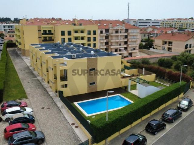 Moradia T3 em Condomínio Privado com Piscina | Alcabideche, Cascais
